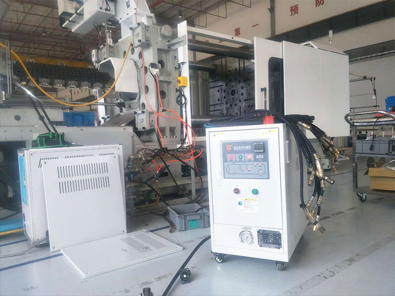 注塑<a href='http://www.hljsz.org.cn/product/biaozhunshuiwenji.html' class='body-link'>水溫機</a>