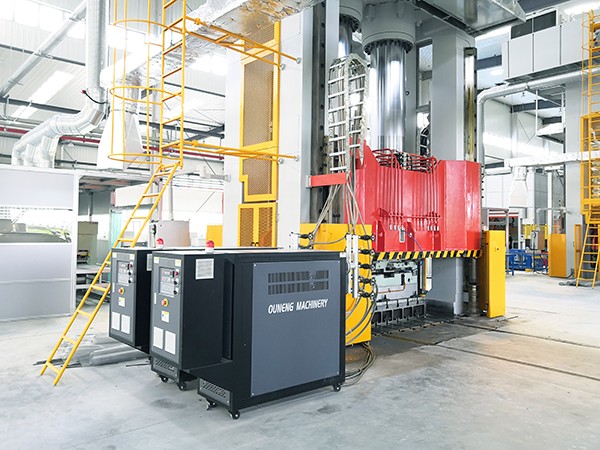 SMC玻璃鋼油溫機 SMC玻璃鋼油溫機