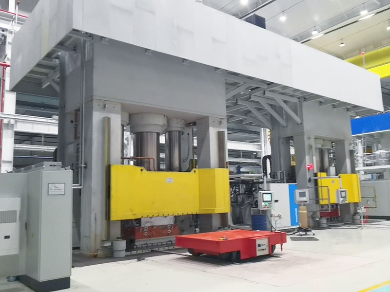 工業冷水機能放室外使用嗎? 工業冷水機能放室外使用嗎?