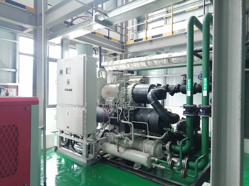 冷水機(jī)組冷凝器出水的溫差正常為多少? 冷水機(jī)組冷凝器出水的溫差正常為多少?